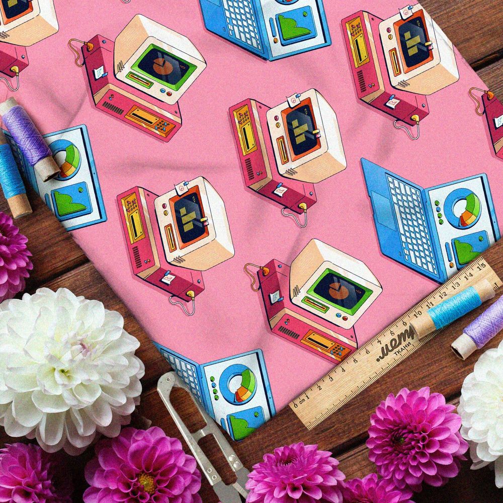 Ткань бифлекс компьютеры и ноутбуки на розовом фоне