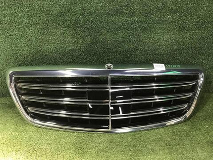 Решетка радиатора Mercedes S W222 (2013-2017)