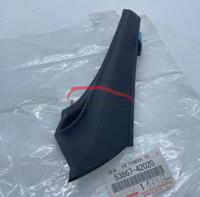 Уплотнитель лобового стекла левый 53867-42020 5386742020