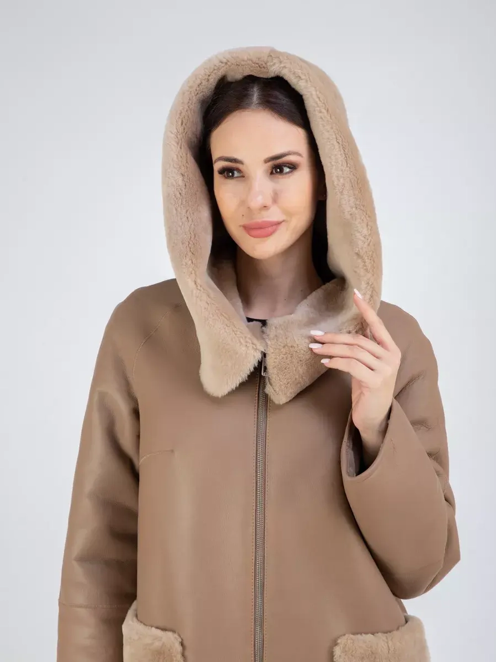 Дубленка натуральная с капюшоном длинная Турция