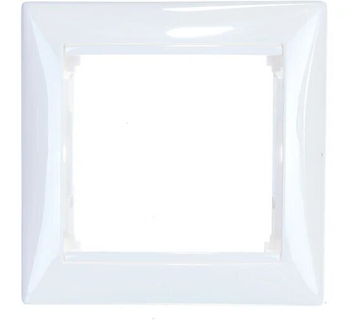 Рамка одноместная Legrand Valena