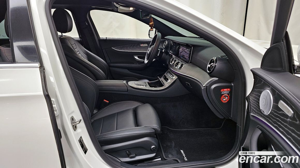 Mercedes-Benz E-Class W213 E350 4MATIC AMG Line Editions (12.2020)