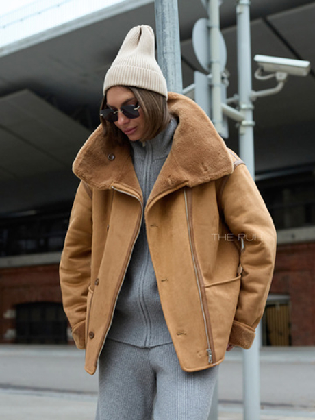 Двусторонняя дубленка на молнии