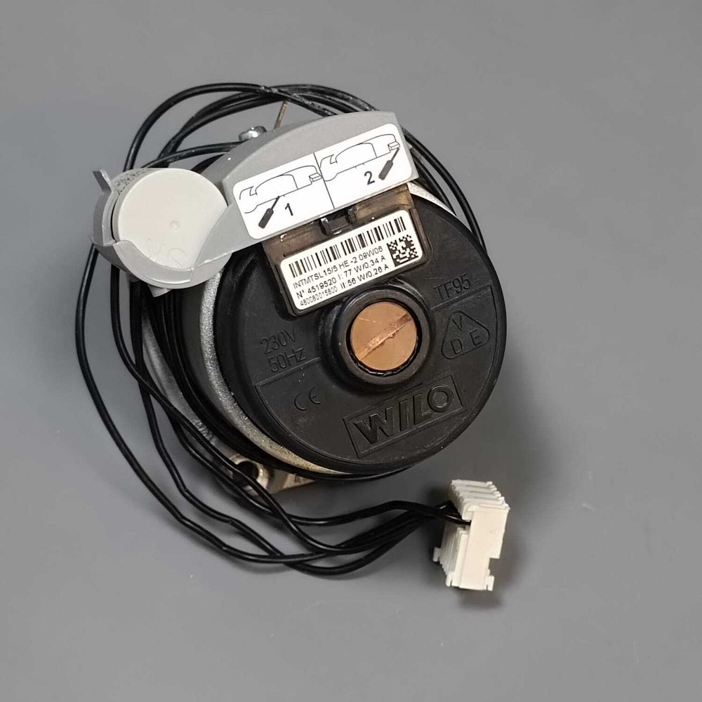 Б/У Циркуляционный насос WILO INTMTSL 15/5 HE-2 для котлов Chaffoteaux, Ariston арт. 65104227