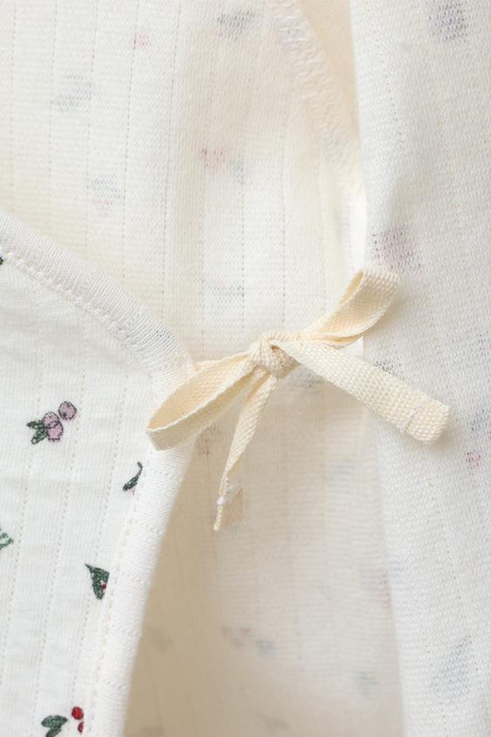 ZARA ФУТБОЛКА С ПРИНТОМ «ДЕРЕВЬЯ», ЭКРЮ