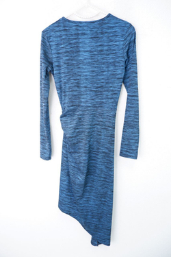 Платье Lost Ink лаконичное 42 размер