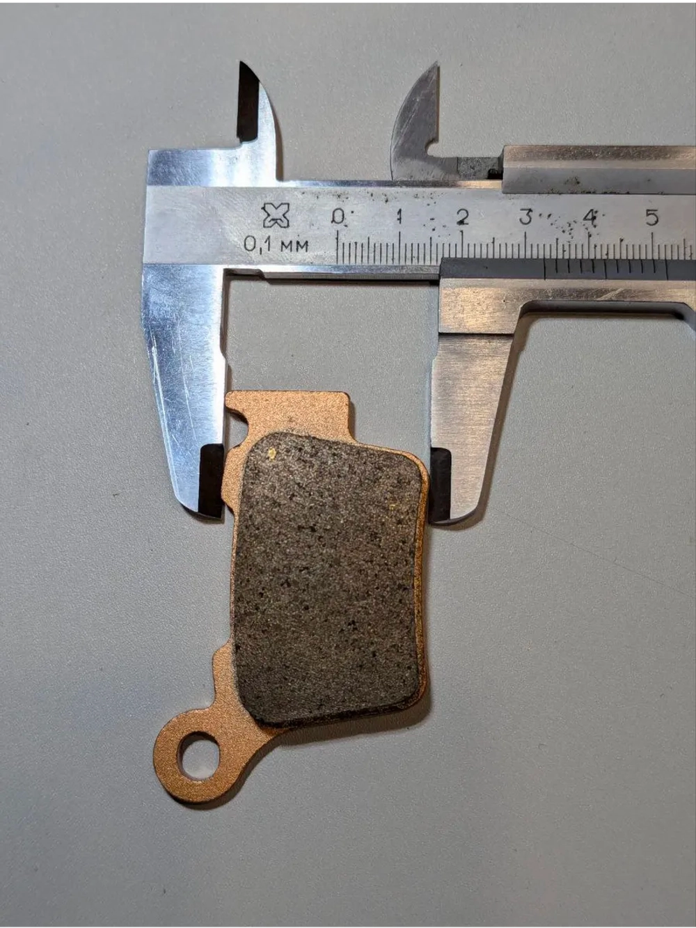 +t Тормозные колодки для дорожных мотоциклов и эндуро