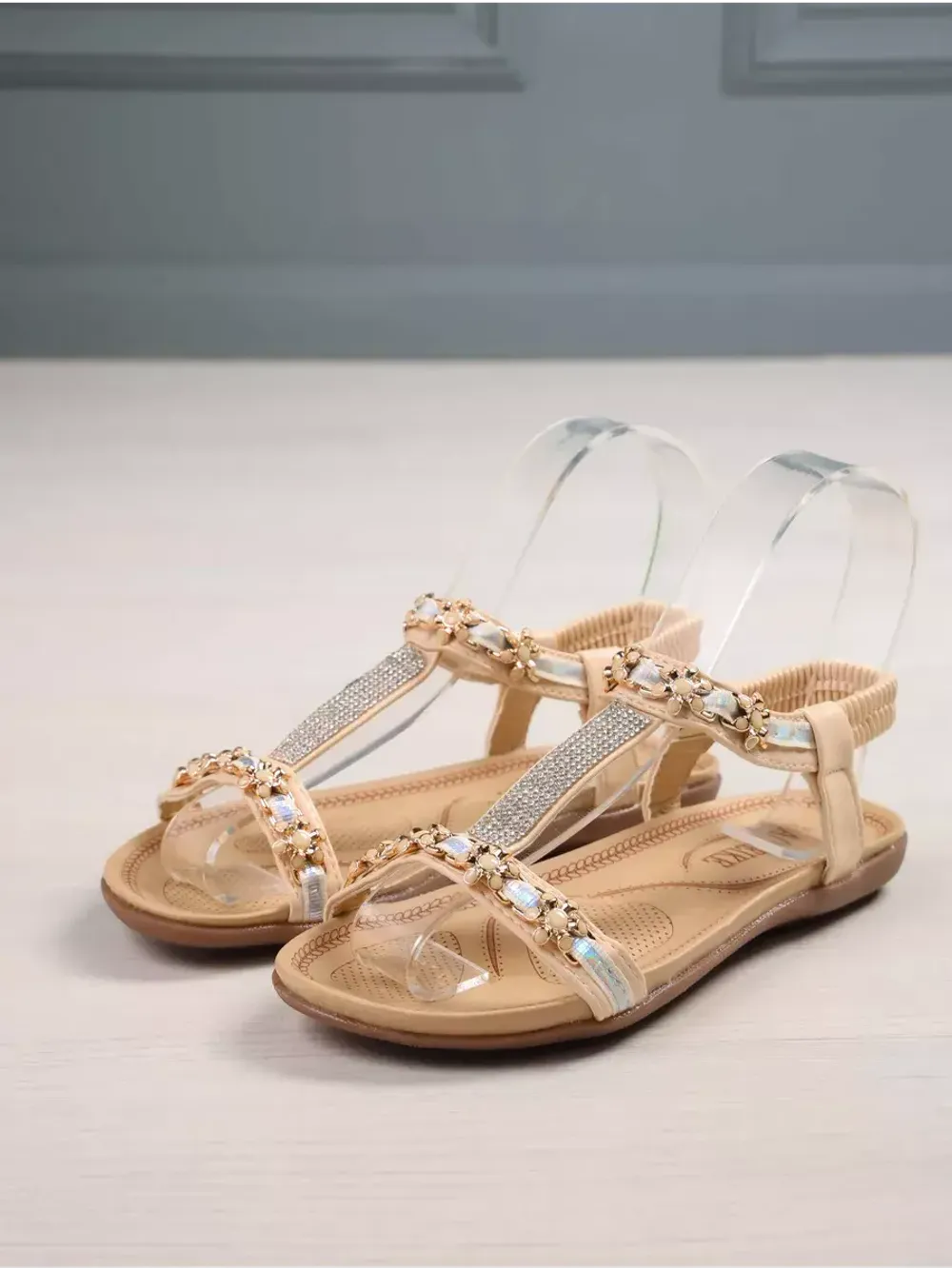 Сандалии летние