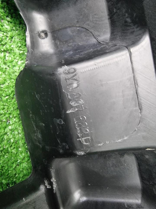 Решетка переднего бампера Porsche Cayenne 3 17-23