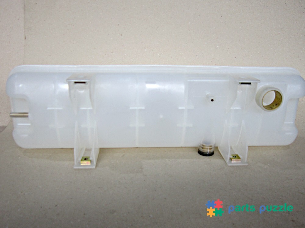 Бачок расширительный на радиатор / EXPANSION BOTTL АРТ: 10000-05225