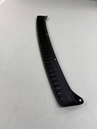 Накладка на Гранту лифт 14-17 г.в.