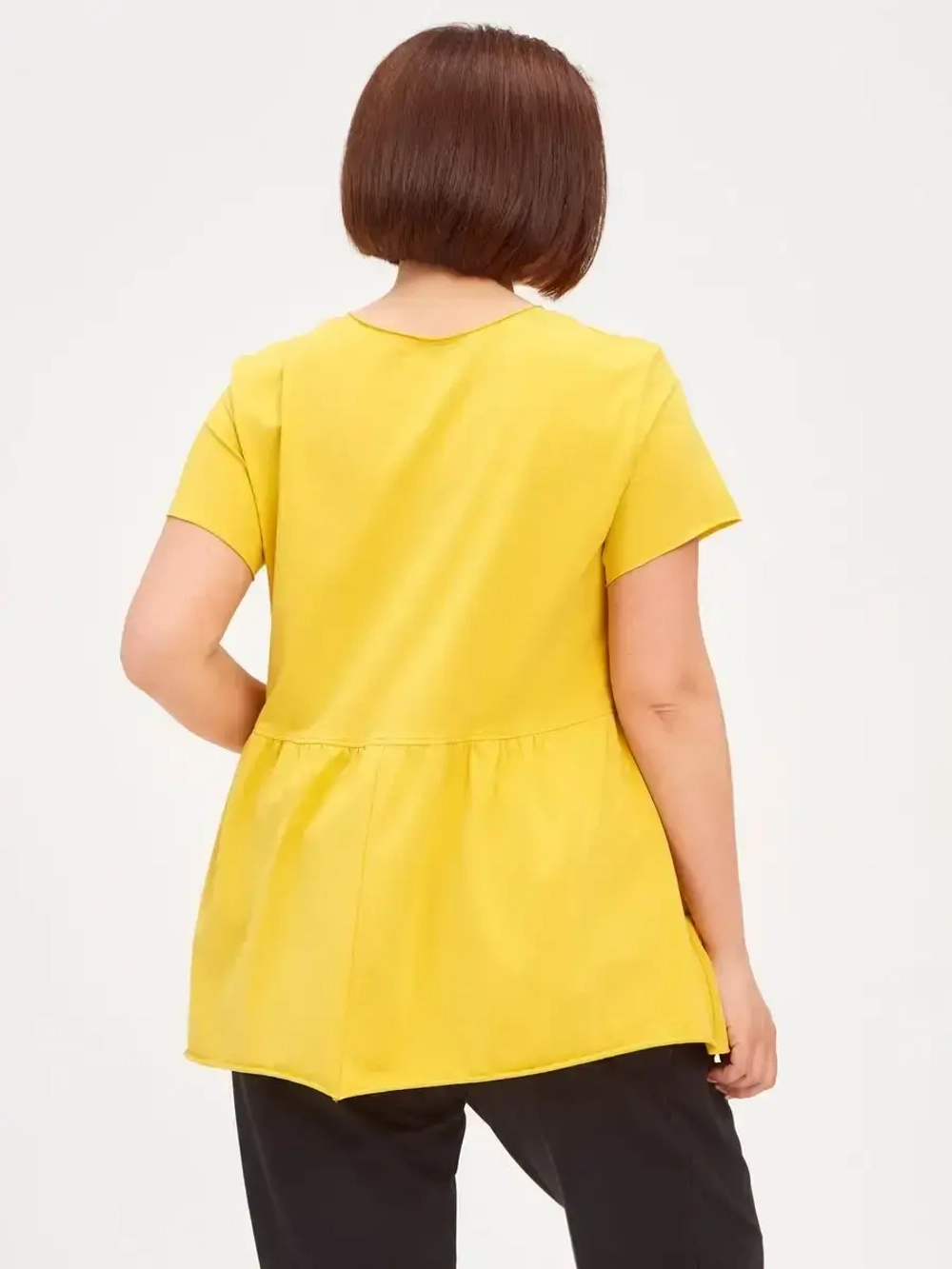 Футболка с баской оверсайз желтый