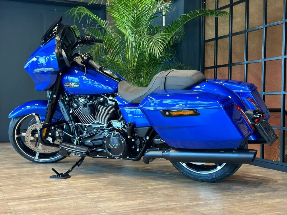 STREET GLIDE SPECIAL, 2024 (Blue Burst/Black Trim)