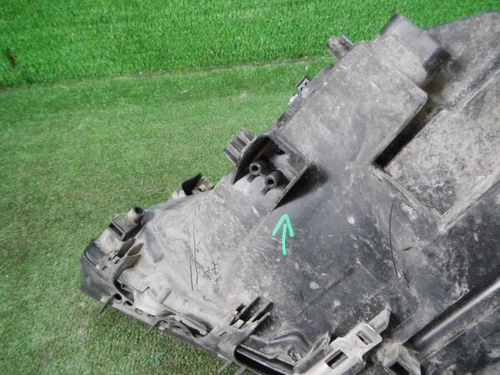 Фара правая BMW 7er F01, F02 (2008-2012) ксенон