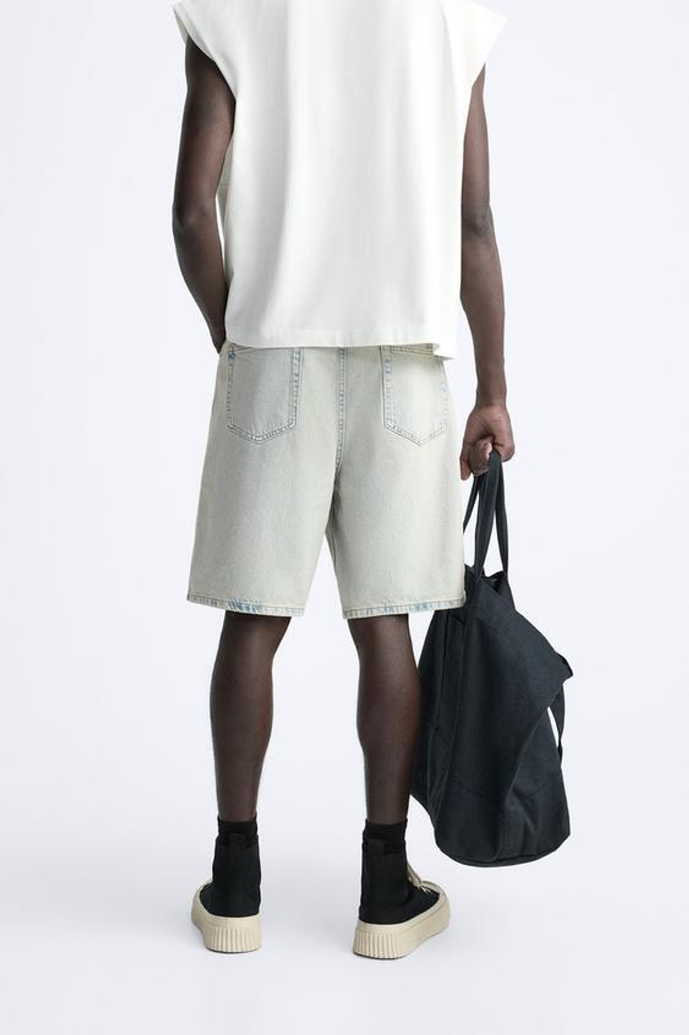 ZARA ДЖИНСОВЫЕ ШОРТЫ STRAIGHT-LEG, ЧЕРНИЛЬНО-СИНИЙ