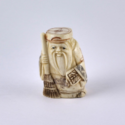 Нэцкэ Дзюродзин с метлой