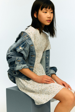 H&M Платье плиссированное, белый