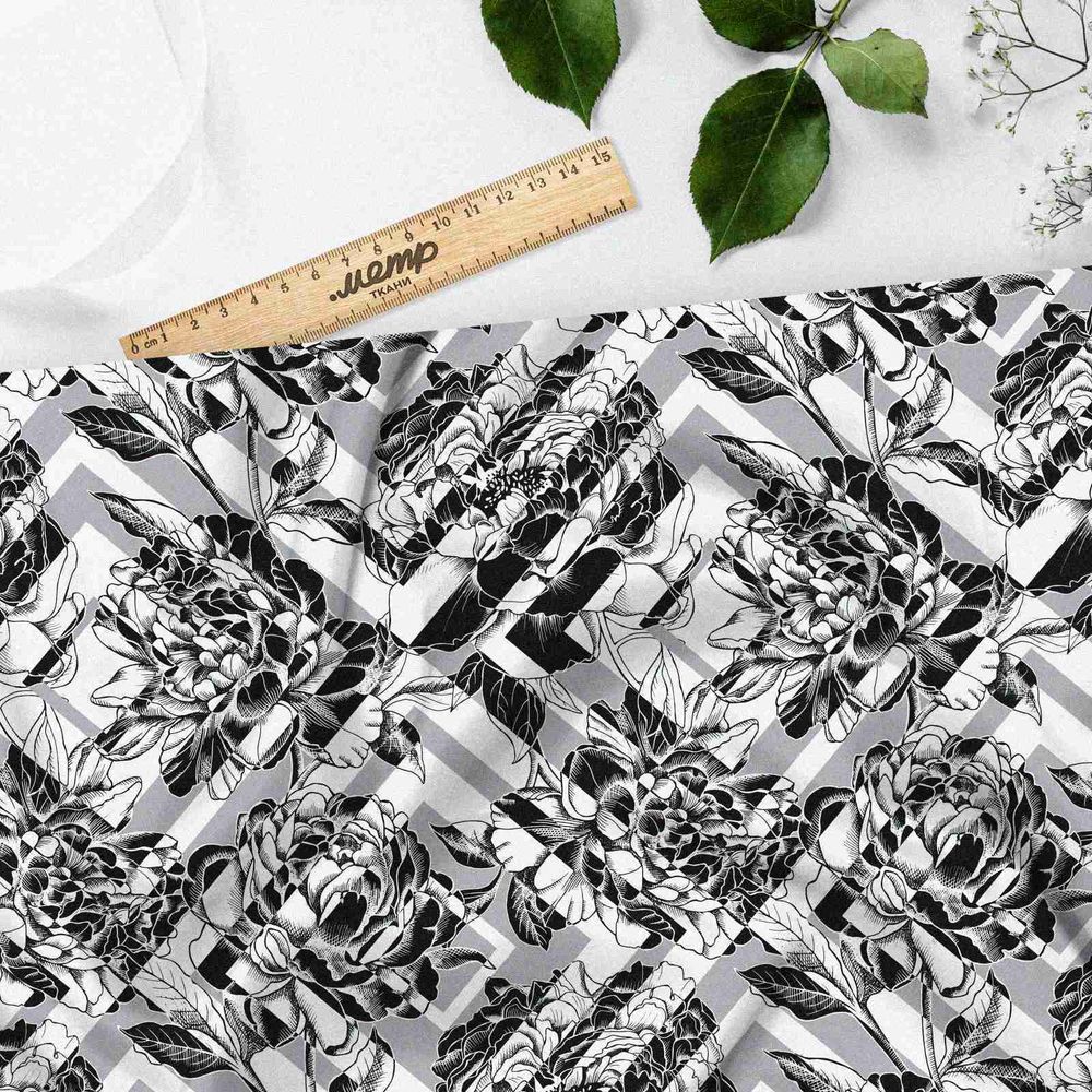 Ткань футер 2-х нитка черно-белые цветы в ромбик