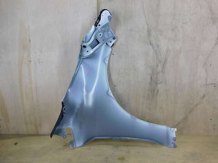 крыло переднее левое Toyota Corolla Sport NRE210 ZWE211