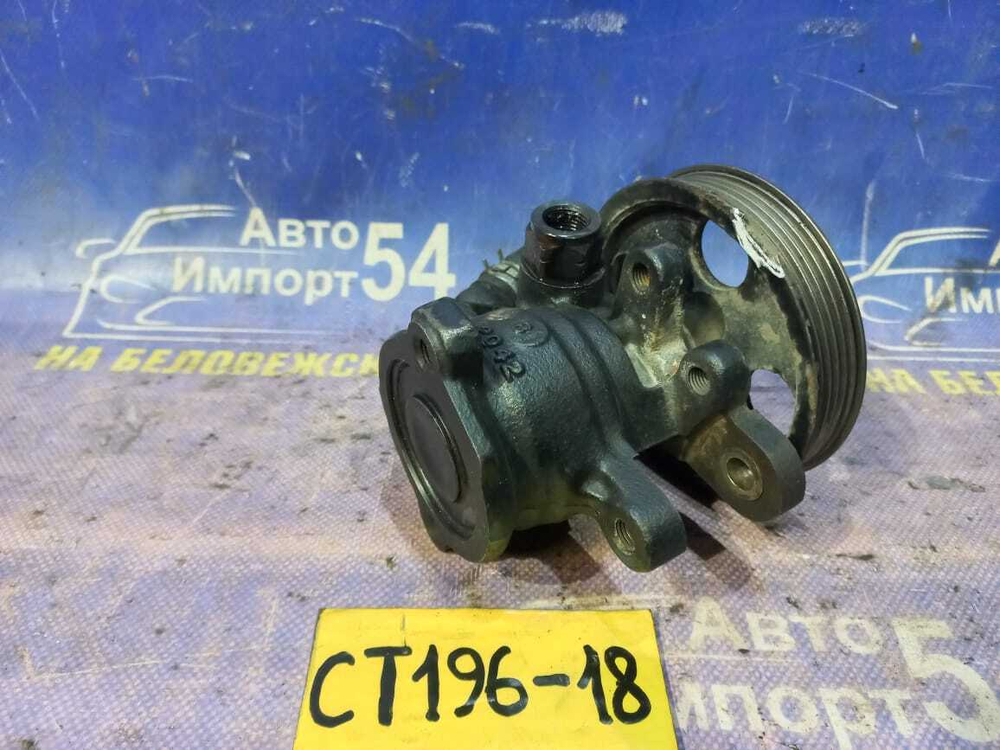Насос ГУР TOYOTA CALDINA 1992-1996