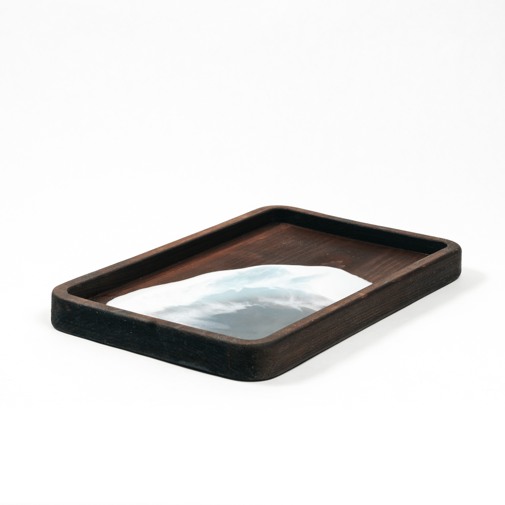 Деревянный прямоугольный сервировочный поднос Art of Siberia для подачи с эпоксидной смолой. WS19