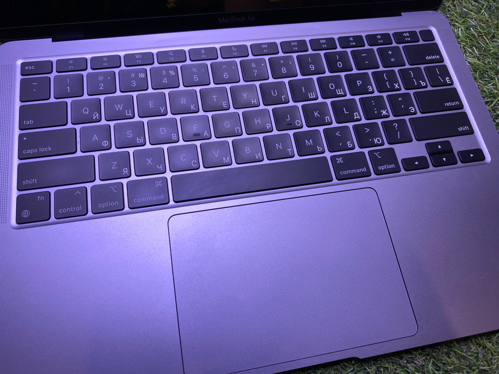 MacBook Air 13 2020 M1/8GB/256GB A2337