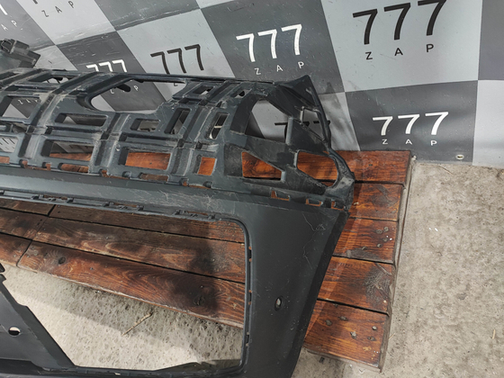 Бампер передний Volkswagen Crafter 2 16-нв Б/У Оригинал 7C0807221A9B9