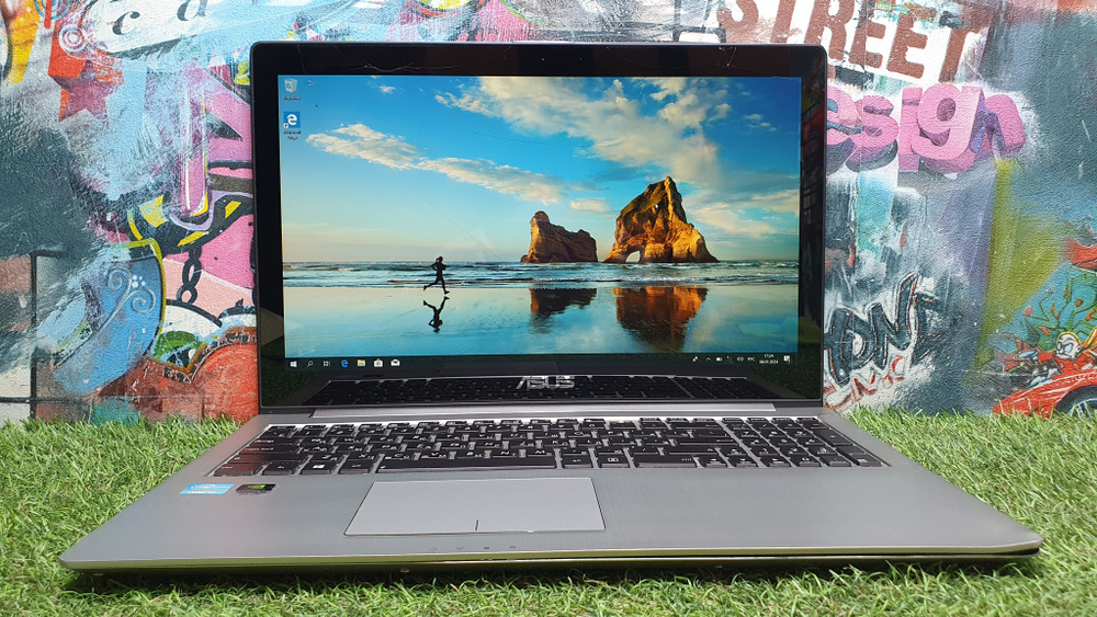 Ультрабук ASUS i7/8Gb/GT 650M 2Gb/FHD