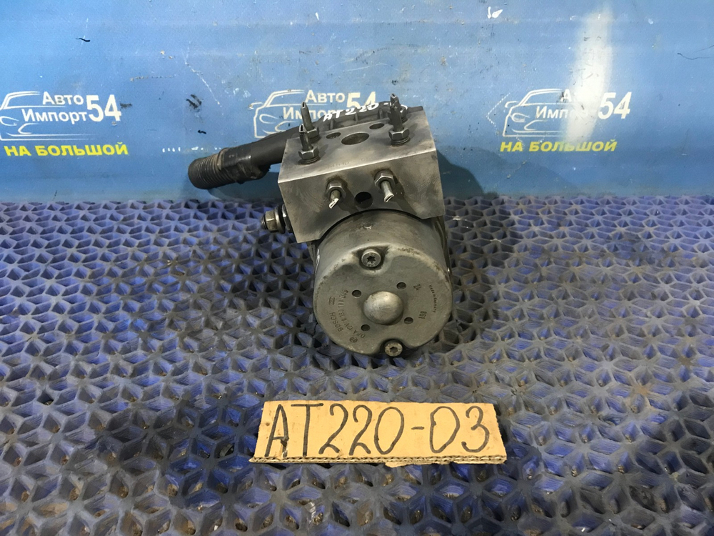 Блок ABS TOYOTA AVENSIS 1999