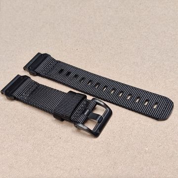 Ремешок тактический Tactix 22 мм. для Garmin Fenix 7 / 6 / 5, Forerunner 935 / 945 / 955, instinct, instinct 2, Epix Gen 2 нейлоновый быстросъемный на застежке (Черный/черный)