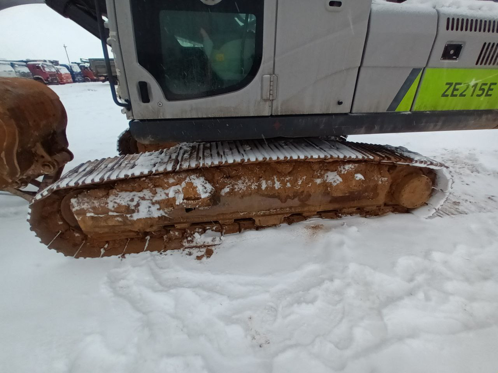 Zoomlion ZE215 Экскаватор ZE215E (Дизельный, 5,9 л, 152 л.с., АТ)