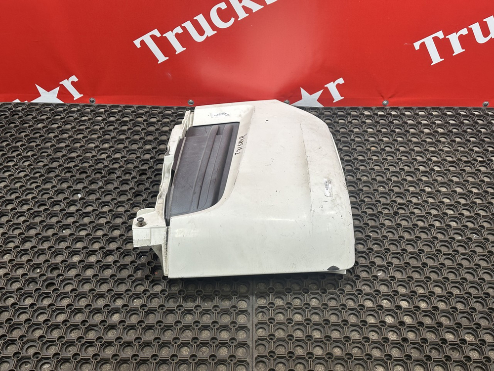 Угол бампера нижний правый