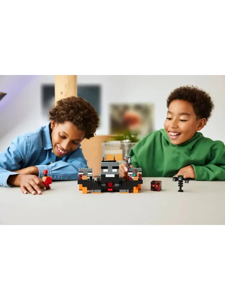 Конструктор Minecraft 21590 Битва за Увядание