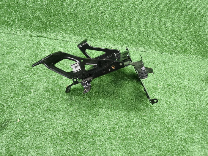 Кронштейн АКБ Chery Arrizo 8 (2022-н.в.)