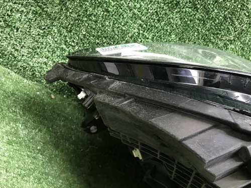 Битая Фара правая Mercedes C w205 (2018-2023) LED