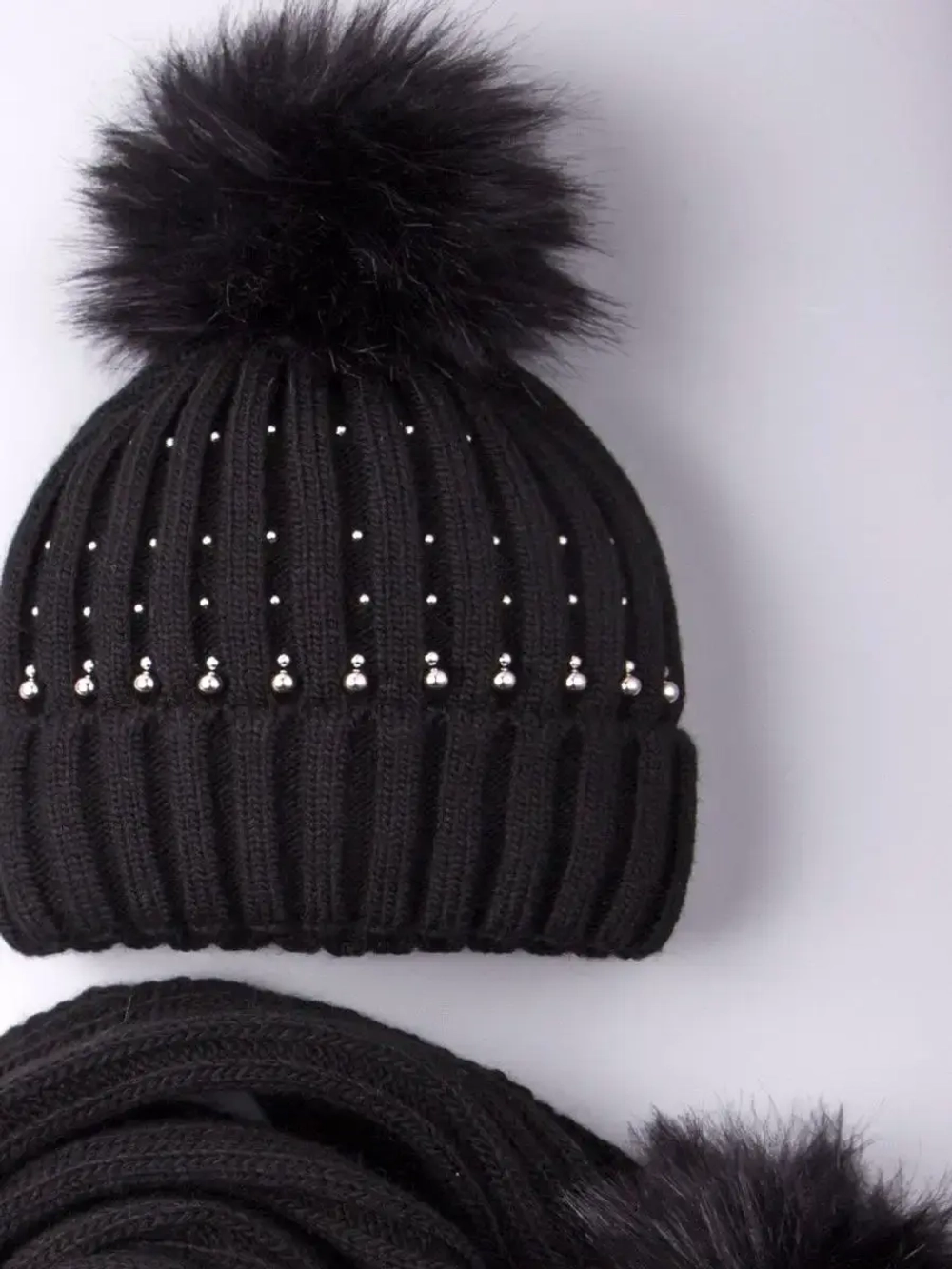 Шапка для девочки зимняя вязаная и шарф