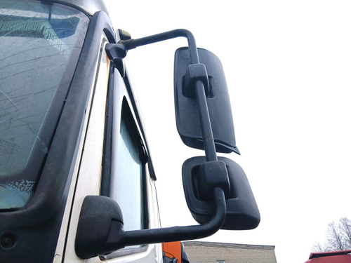 Зеркало заднего вида боковое левое