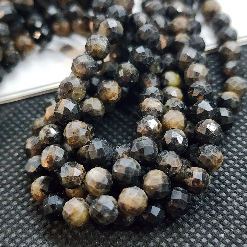 Корунд чёрный (чёрный сапфир), бусины ювелирная грань, 5.2 - 5.3мм