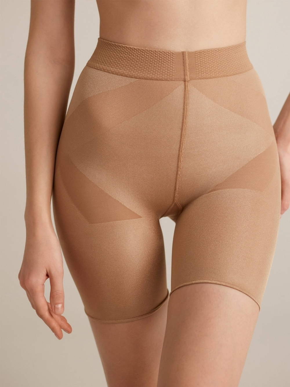 CONTE X-PRESS SHORTS Шорты женские