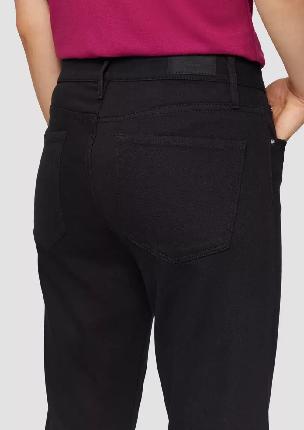 Cropped Jeans / Regular Fit / Mid Rise / Flared Leg