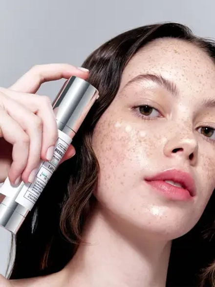 VT Cosmetics Сыворотка с микроиглами и центеллой (саше бустера 300 3шт в подарок) Cica Reedle Shot 100 + present 50 мл + 3 шт х 1 мл