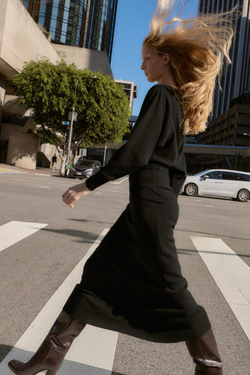 ZARA ПЛАТЬЕ МИДИ С ПОЯСОМ, ЧЕРНЫЙ