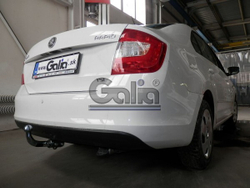 Фаркоп оцинкованный Galia S104C для Skoda Rapid лифтбек/универсал 2013-, SEAT Toledo седан 2013-(паспорт и сертификат в комплекте)(без электрики)