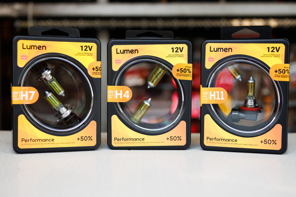 Lumen Yellow +50% 12V 55W 3000K H4 H7 H11