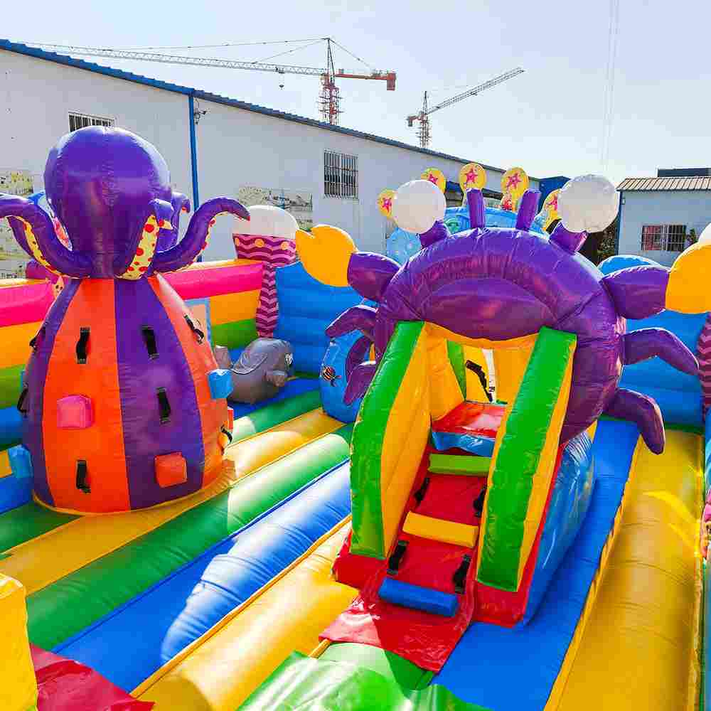 Коммерческий надувной батут с горкой «В гостях у моря 2»  10*6*6,1 м.