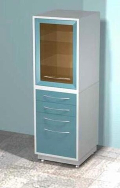 Медицинский металлический шкаф DM-82