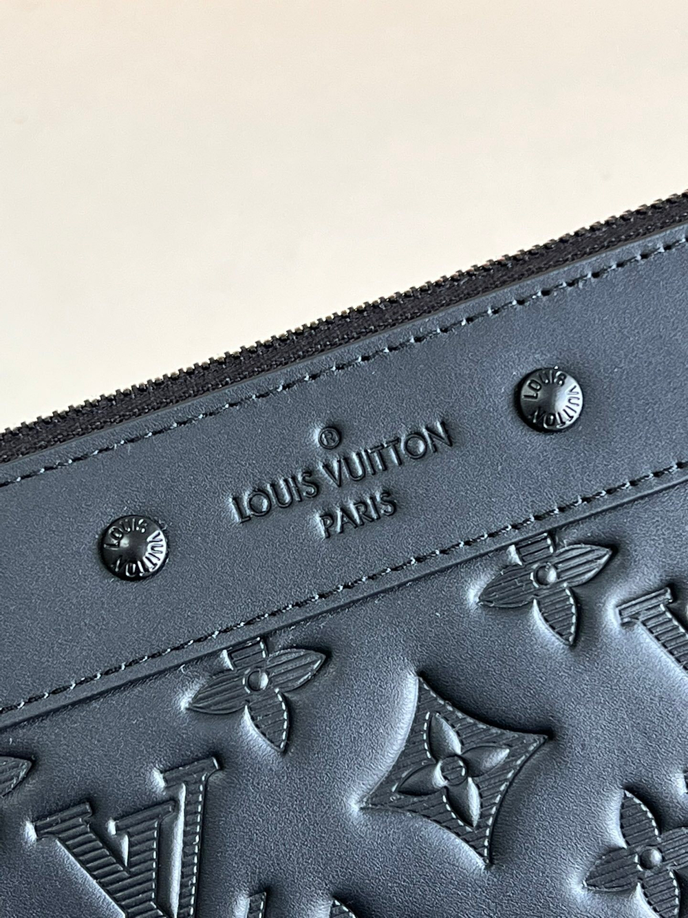 Louis Vuitton Pochette To-Go