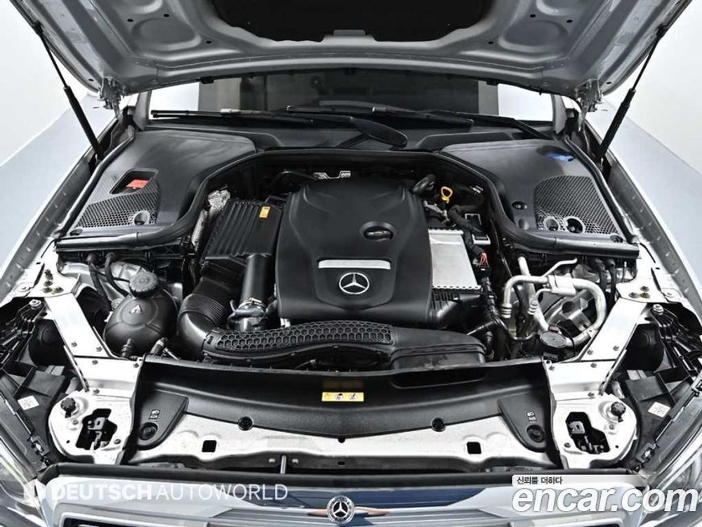 Mercedes-Benz E-Class W213 E300 4MATIC Exclusive (09.2020)