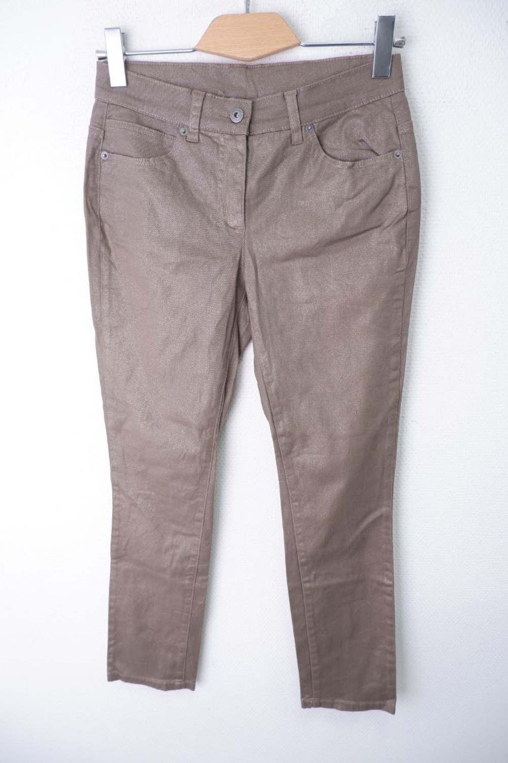 Брюки Best Connections блестящие 44 размер