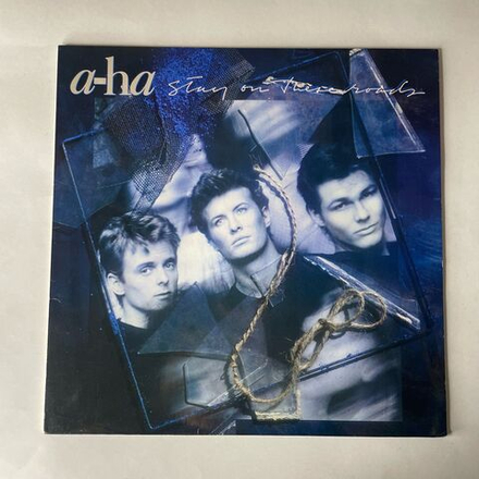 Винтажная виниловая пластинка LP A ha Stay On These Roads (Германия 1988)